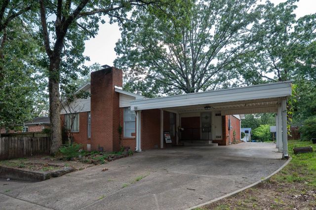 5104 N Cedar Street, North Little Rock, AR 72116