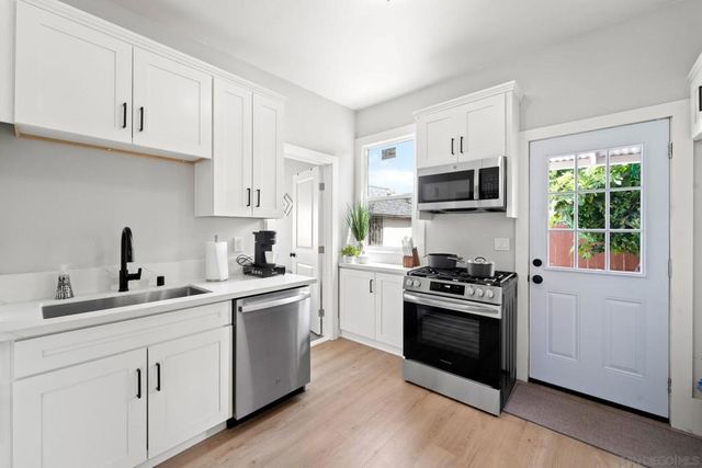 2174 Logan Ave, San Diego, CA 92113