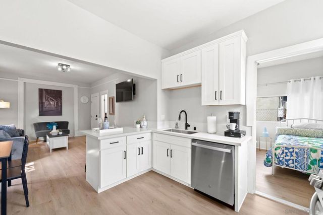 2174 Logan Ave, San Diego, CA 92113