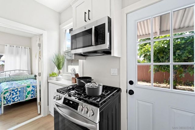 2174 Logan Ave, San Diego, CA 92113