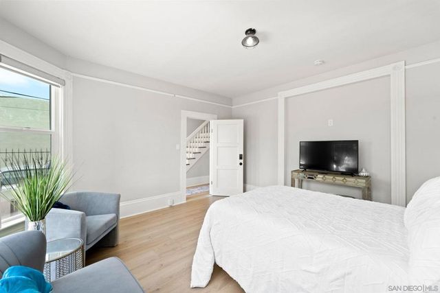 2174 Logan Ave, San Diego, CA 92113