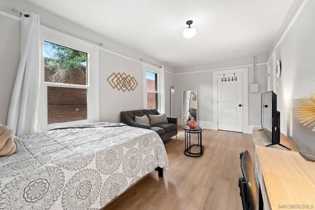 2174 Logan Ave, San Diego, CA 92113