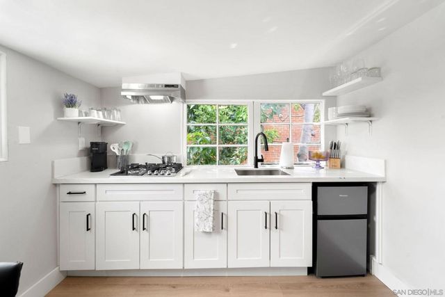 2174 Logan Ave, San Diego, CA 92113