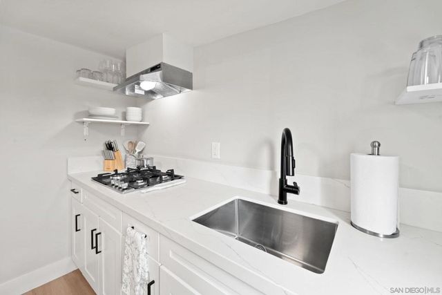 2174 Logan Ave, San Diego, CA 92113