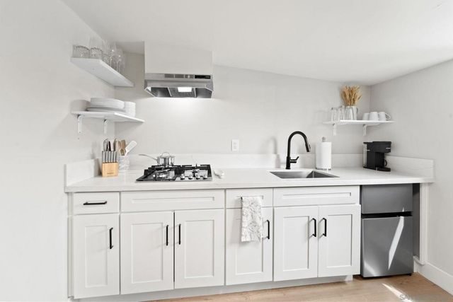 2174 Logan Ave, San Diego, CA 92113