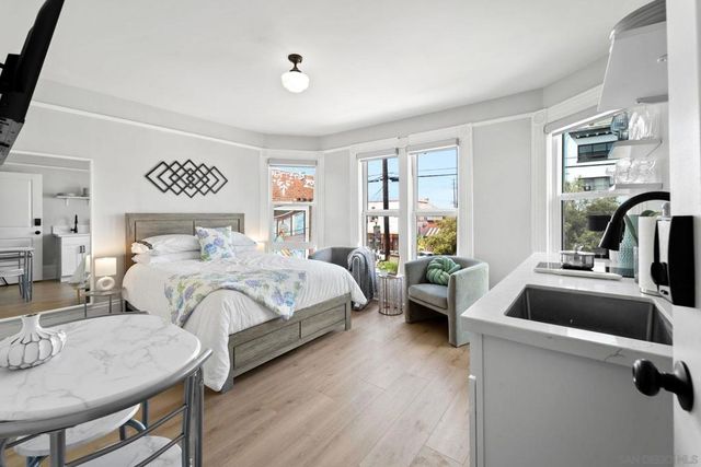 2174 Logan Ave, San Diego, CA 92113