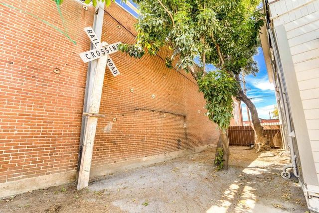 2174 Logan Ave, San Diego, CA 92113