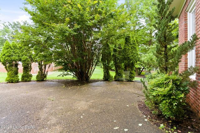 6524 Harrods View Cir, Prospect, KY 40059