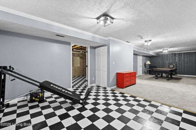136 Harding Dr, Mt Washington, KY 40047