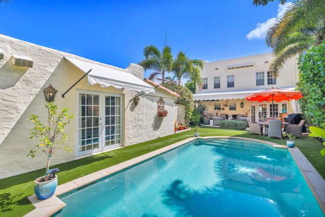 3213 Vincent Road, West Palm Beach, FL 33405