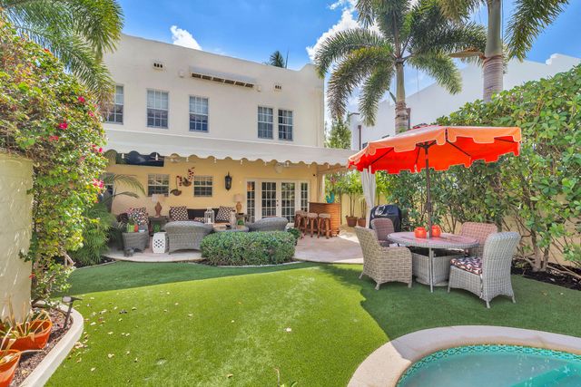 3213 Vincent Road, West Palm Beach, FL 33405