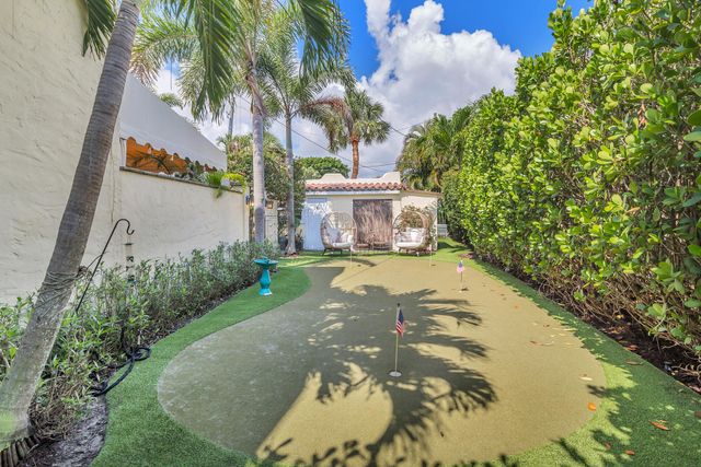 3213 Vincent Road, West Palm Beach, FL 33405