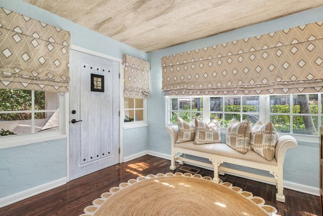 3213 Vincent Road, West Palm Beach, FL 33405