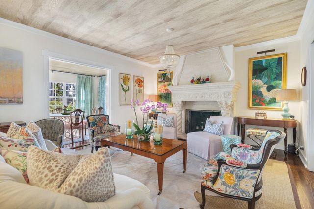 3213 Vincent Road, West Palm Beach, FL 33405