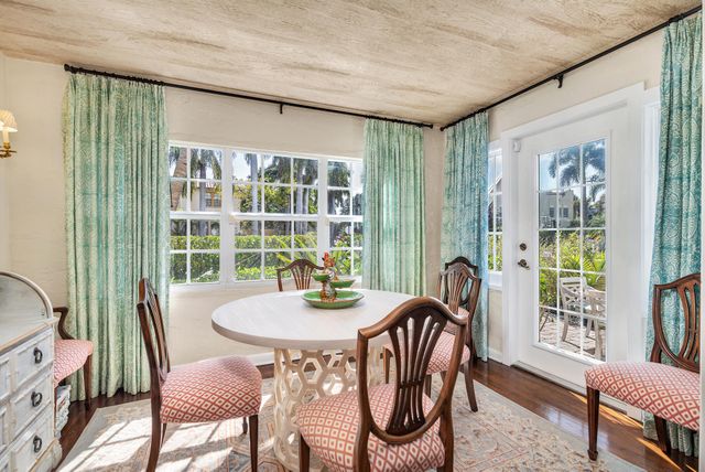 3213 Vincent Road, West Palm Beach, FL 33405