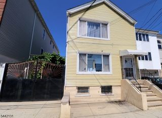 119 Pacific St, Newark City, NJ 07105
