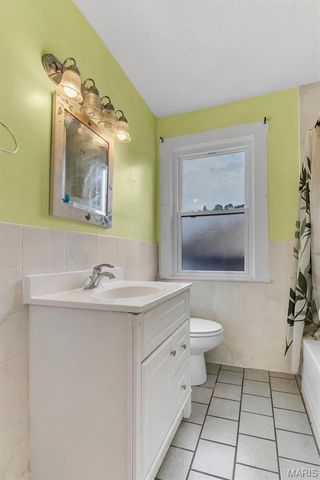 2519 Spencer Avenue, Overland, MO 63114