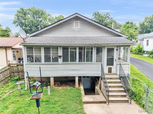 2519 Spencer Avenue, Overland, MO 63114