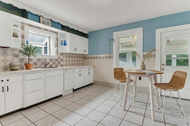 2519 Spencer Avenue, Overland, MO 63114
