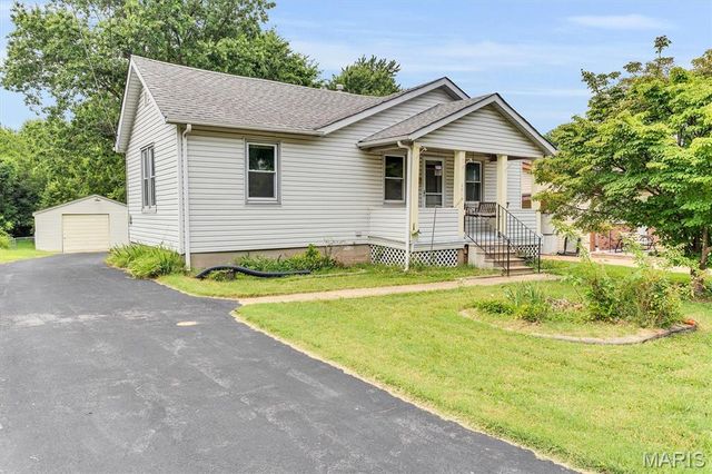 2519 Spencer Avenue, Overland, MO 63114