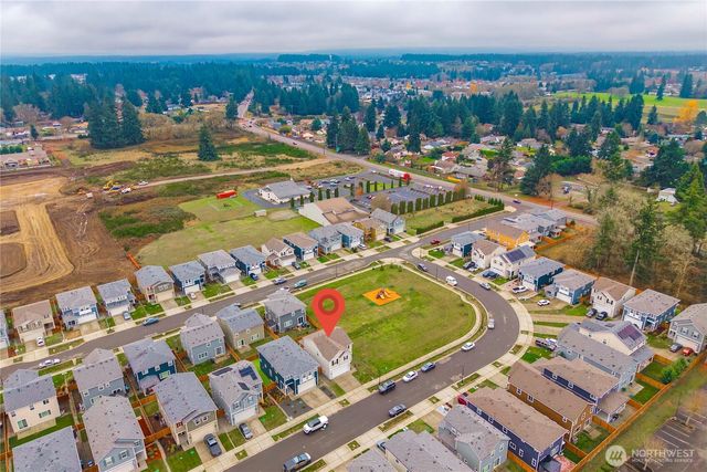 912 Vine Maple Street SE, Lacey, WA 98503