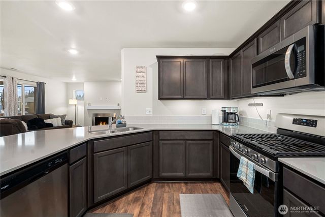 912 Vine Maple Street SE, Lacey, WA 98503