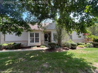 39677 MUIRFIELD Lane, Northville Township, MI 48168