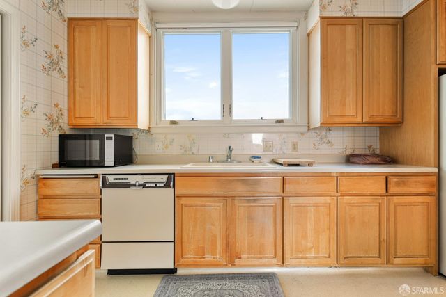 343 Naylor Street, San Francisco, CA 94112