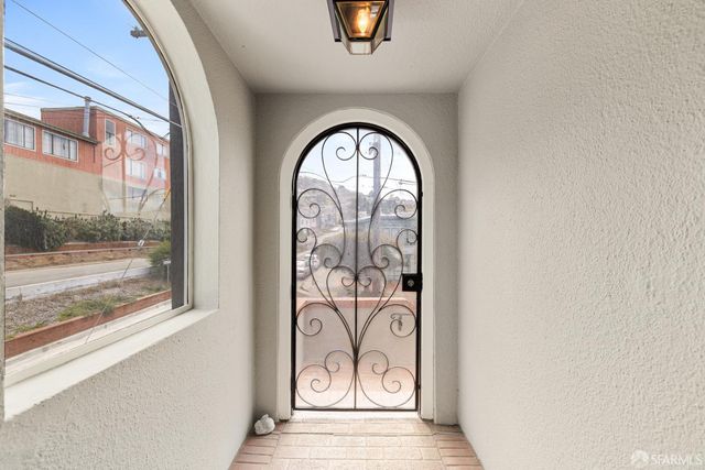 343 Naylor Street, San Francisco, CA 94112