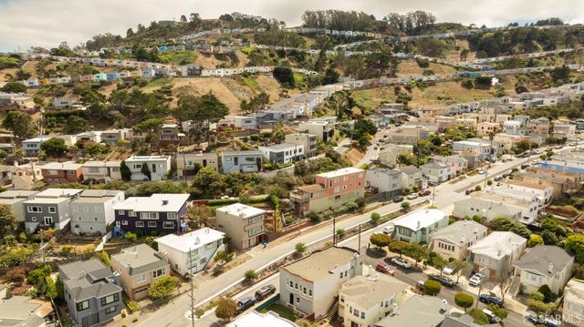 343 Naylor Street, San Francisco, CA 94112