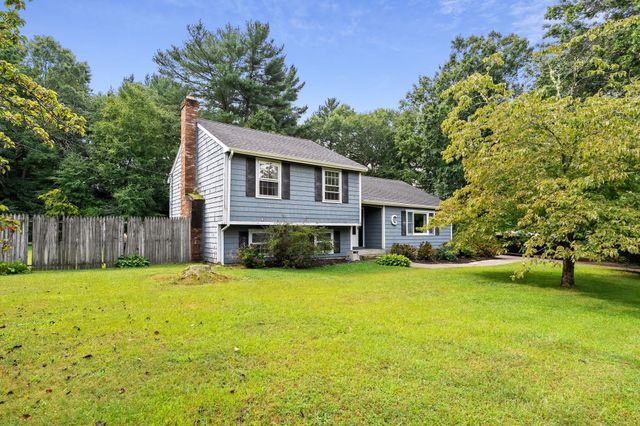 15 Liane Way, Pembroke, MA 02359