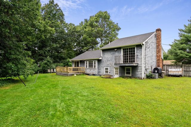 15 Liane Way, Pembroke, MA 02359