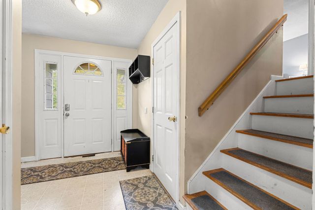 15 Liane Way, Pembroke, MA 02359