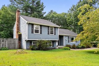 15 Liane Way, Pembroke, MA 02359