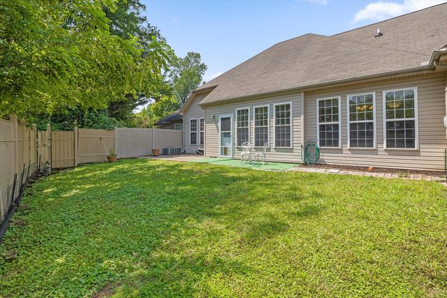 1364 Village Green Drive, Hixson, TN 37343
