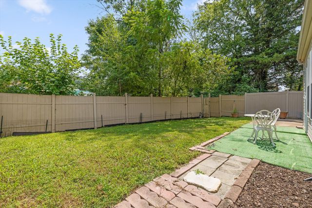 1364 Village Green Drive, Hixson, TN 37343