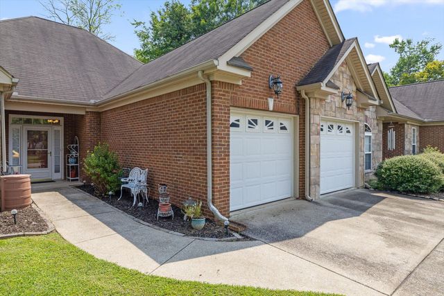 1364 Village Green Drive, Hixson, TN 37343