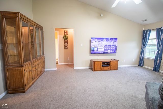 1527 Egret Lane, Greenwood, IN 46143