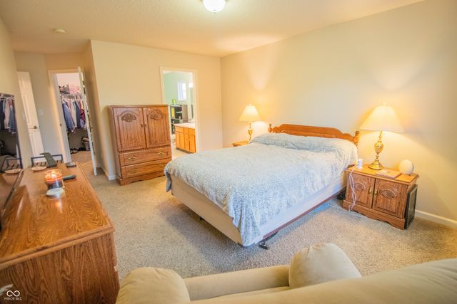1527 Egret Lane, Greenwood, IN 46143