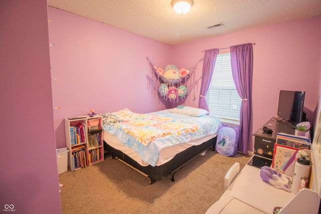1527 Egret Lane, Greenwood, IN 46143