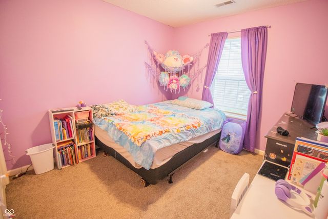 1527 Egret Lane, Greenwood, IN 46143