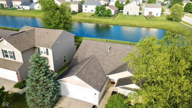 1527 Egret Lane, Greenwood, IN 46143