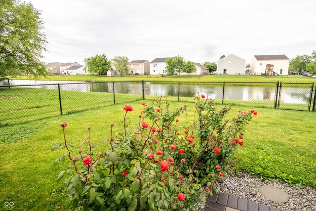 1527 Egret Lane, Greenwood, IN 46143