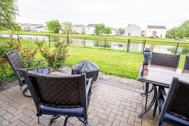 1527 Egret Lane, Greenwood, IN 46143