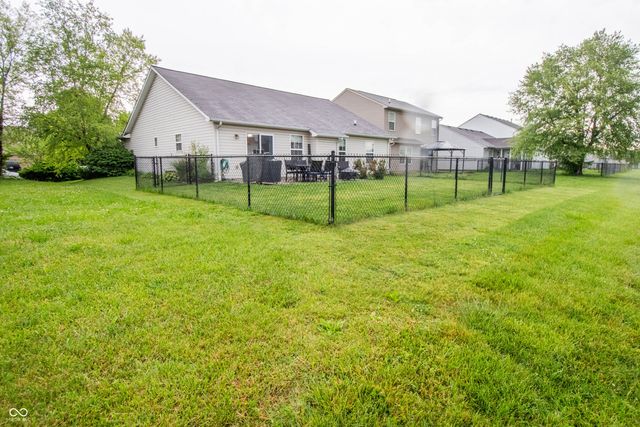 1527 Egret Lane, Greenwood, IN 46143