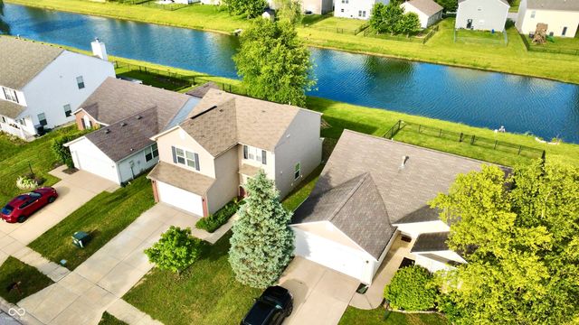 1527 Egret Lane, Greenwood, IN 46143