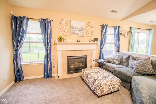 1527 Egret Lane, Greenwood, IN 46143