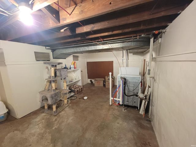 1958 Berkley Place, South Bend, IN 46616