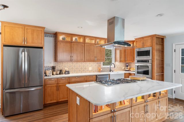 1122 Pine Knot Court, Clover, SC 29710