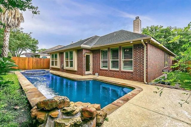 5823 Centennial Glen Drive, Katy, TX 77450